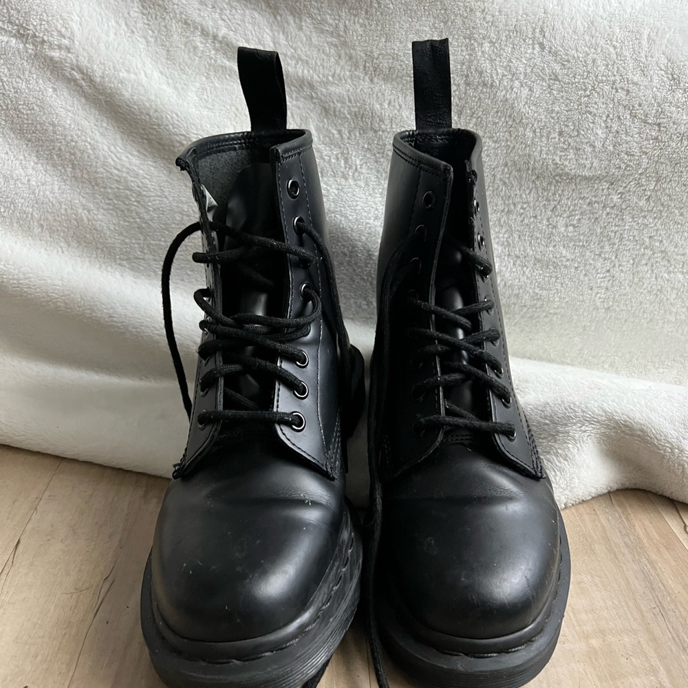 Black original doc martens